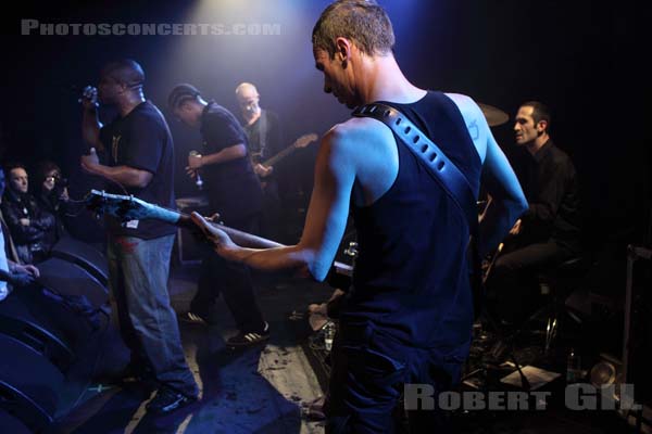 ZONE LIBRE VS CASEY AND B.JAMES - 2009-11-13 - PARIS - La Maroquinerie - 